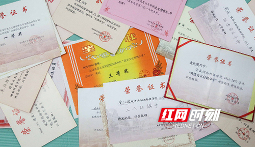 伟德国际1946源于英国一学霸宿舍5名女生考研成功