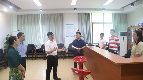 90B4D8C9F0C4514F17999A9160F6E7E5 90B4D8C9F0C4514F17999A9160F6E7E5